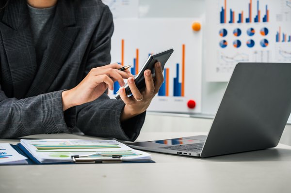 Guide complet des logiciels de gestion de trésorerie en france